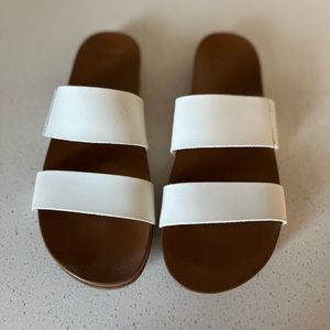 Reef Cushion Vista Slides